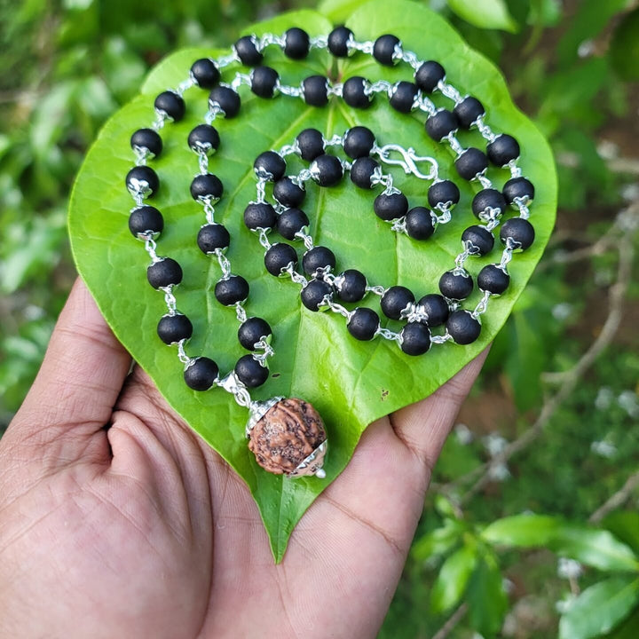 Karungali German Silver Mala with Rudraksha Dollar