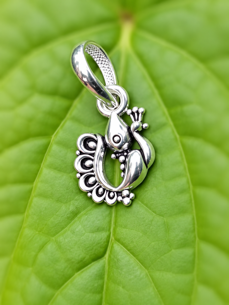 Vel&Peacock Silver (925) Dollar