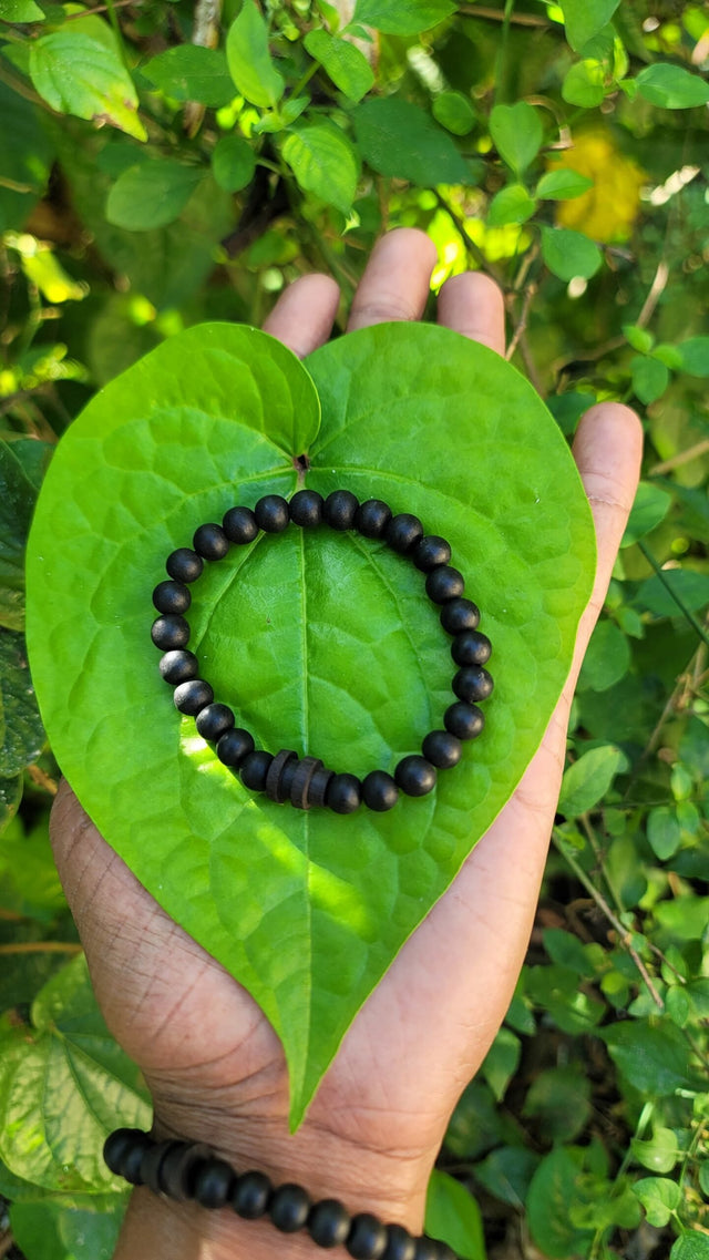 Karungali Bracelet – 8mm Shivalinga