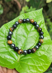 Karungali, Tiger Eye & Hematite Bracelet-8mm