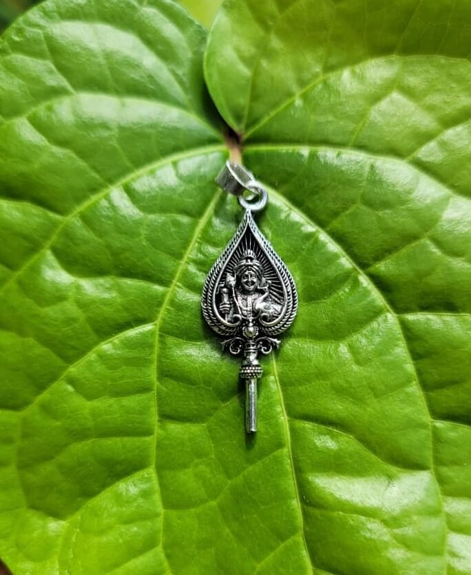 Vel Dollar (Locket)