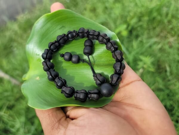 KARUNGALI FLOWER TYPE BRACELET