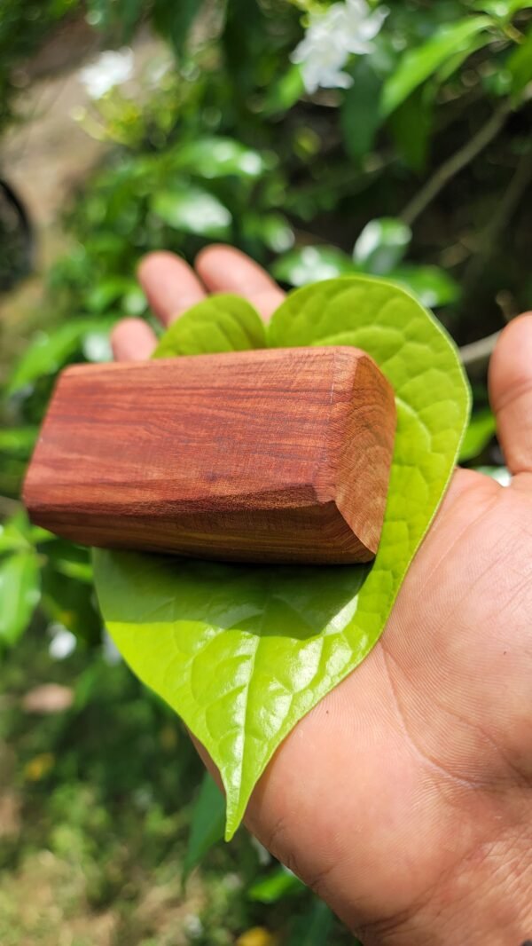 Red sandalwood piece Grade A (95 gram)