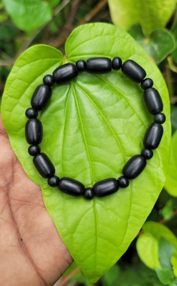 Karungali Bracelet 7mm (ovel and ball)