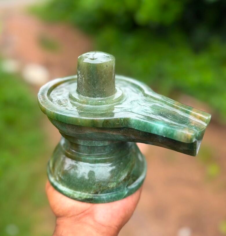 Green Stone (Emerald Shiva Lingam)1.5 kg